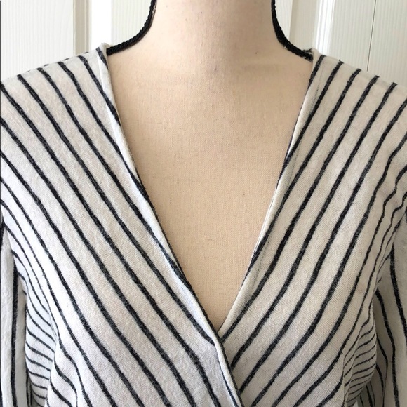 INC Women’s Wrap 3/4 Length Sleeve Top Large - Picture 2 of 12